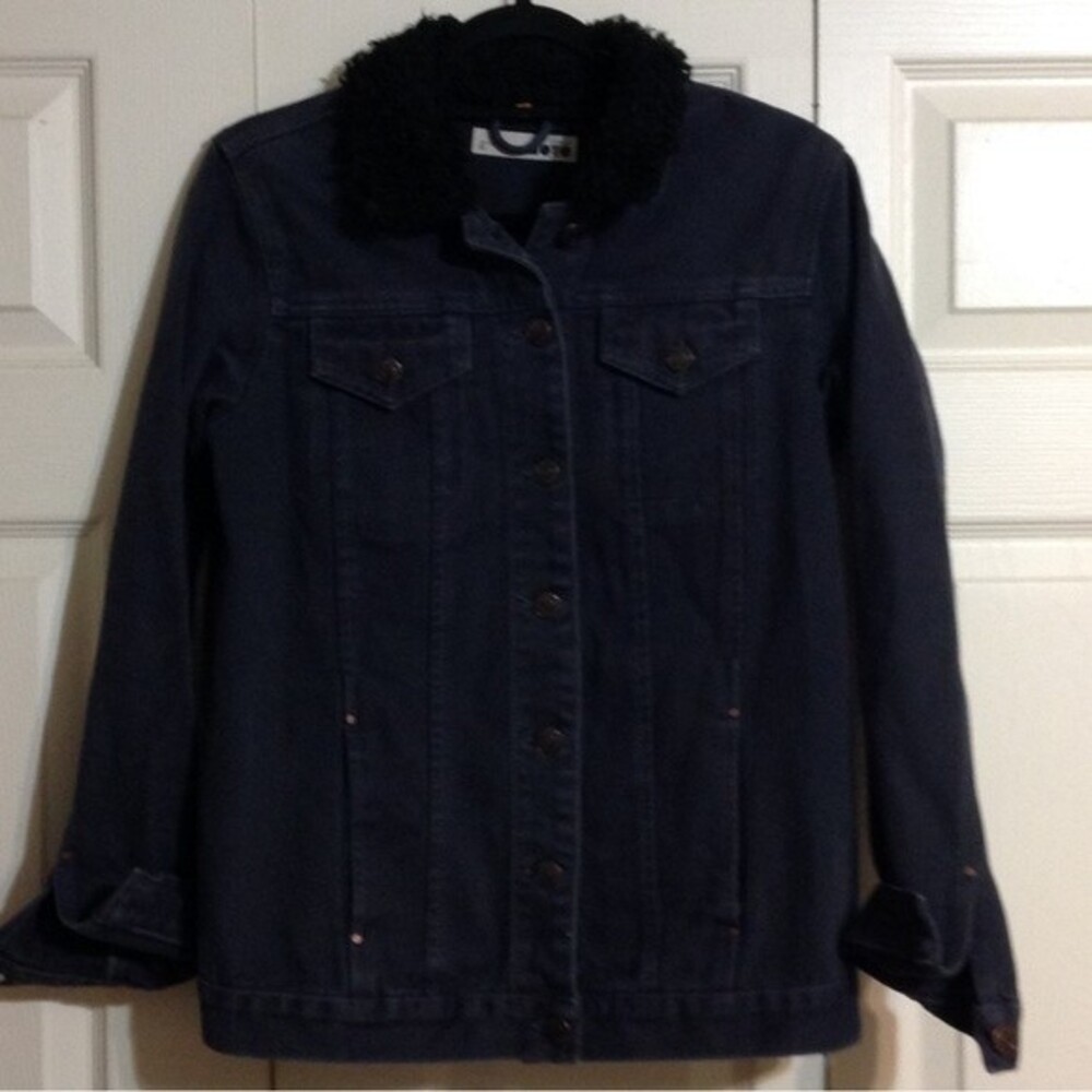 TOPSHOP MOTO US Size 4 Black Denim Jean Jacket Embroidered Aztec Back Faux Fur